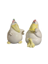 Load image into Gallery viewer, 80s Fitz &amp; Floyd Ceramic Pelican Bookends
