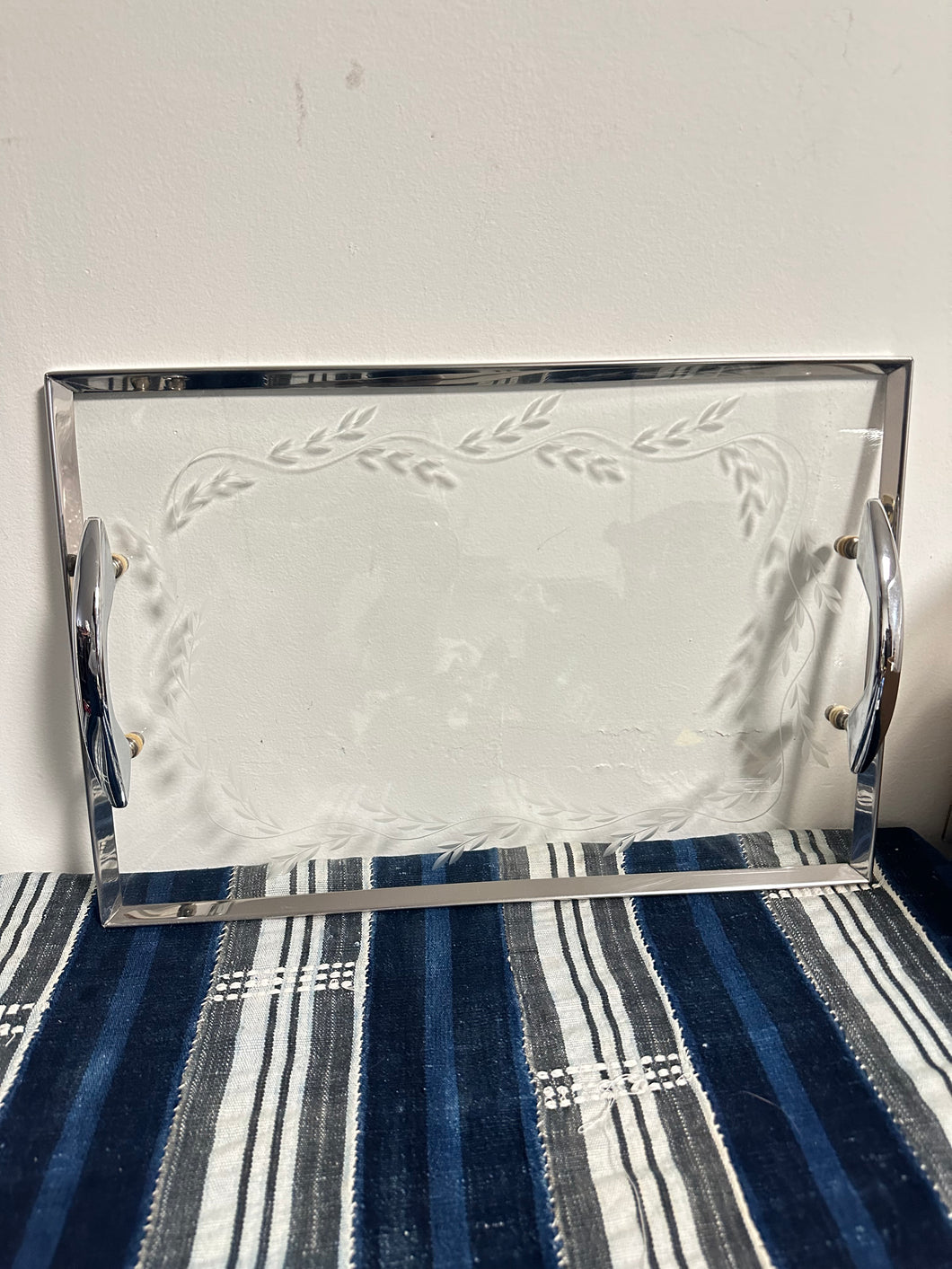 Vintage Etched Vine Glass Chrome Tray