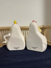 Load image into Gallery viewer, 80s Fitz &amp; Floyd Ceramic Pelican Bookends
