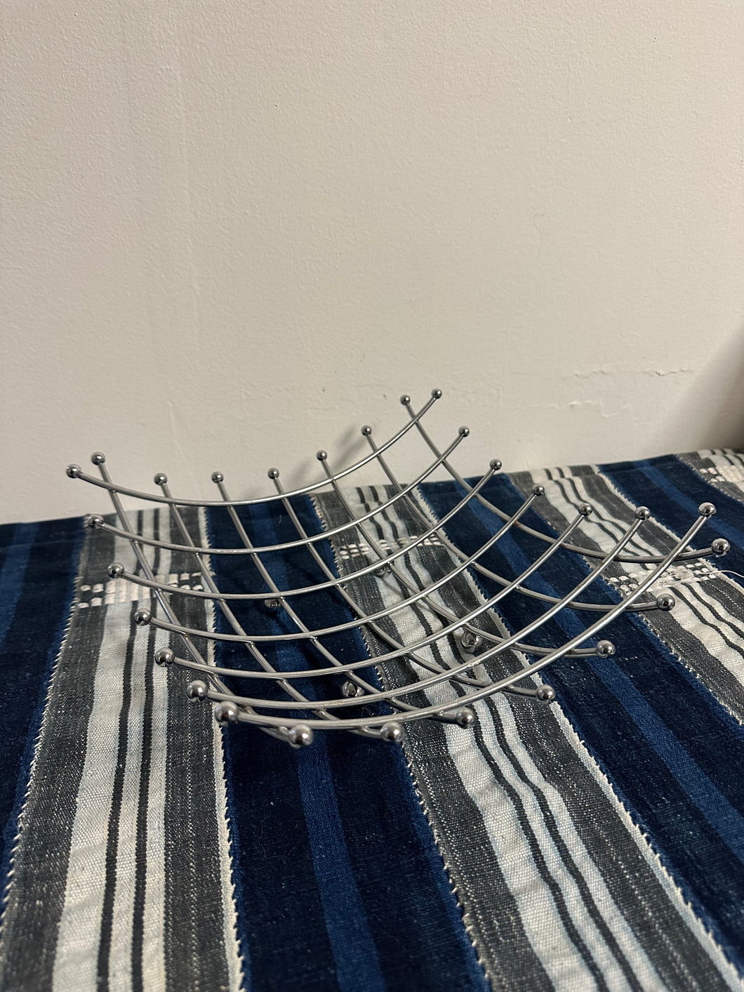 Chrome Curved Fruit Basket